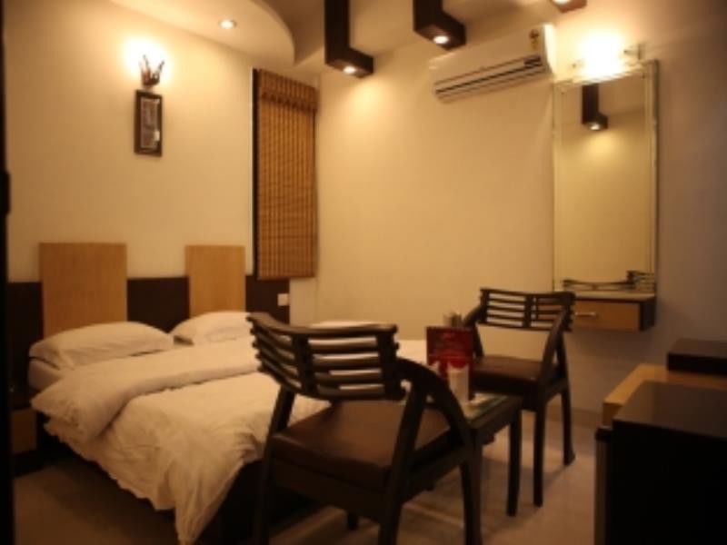 Hotel Pahwa International Nuova Delhi Esterno foto